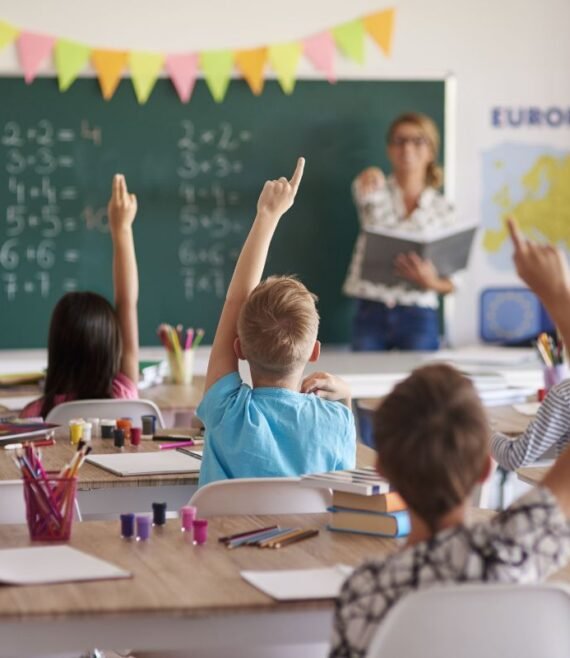 xr:d:DAFIYQDun7c:10,j:32608167991,t:22081020